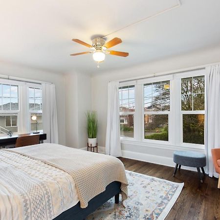 Alki Beach, 3Br, Prime Location, Steps To Beach Villa Seattle Exterior photo